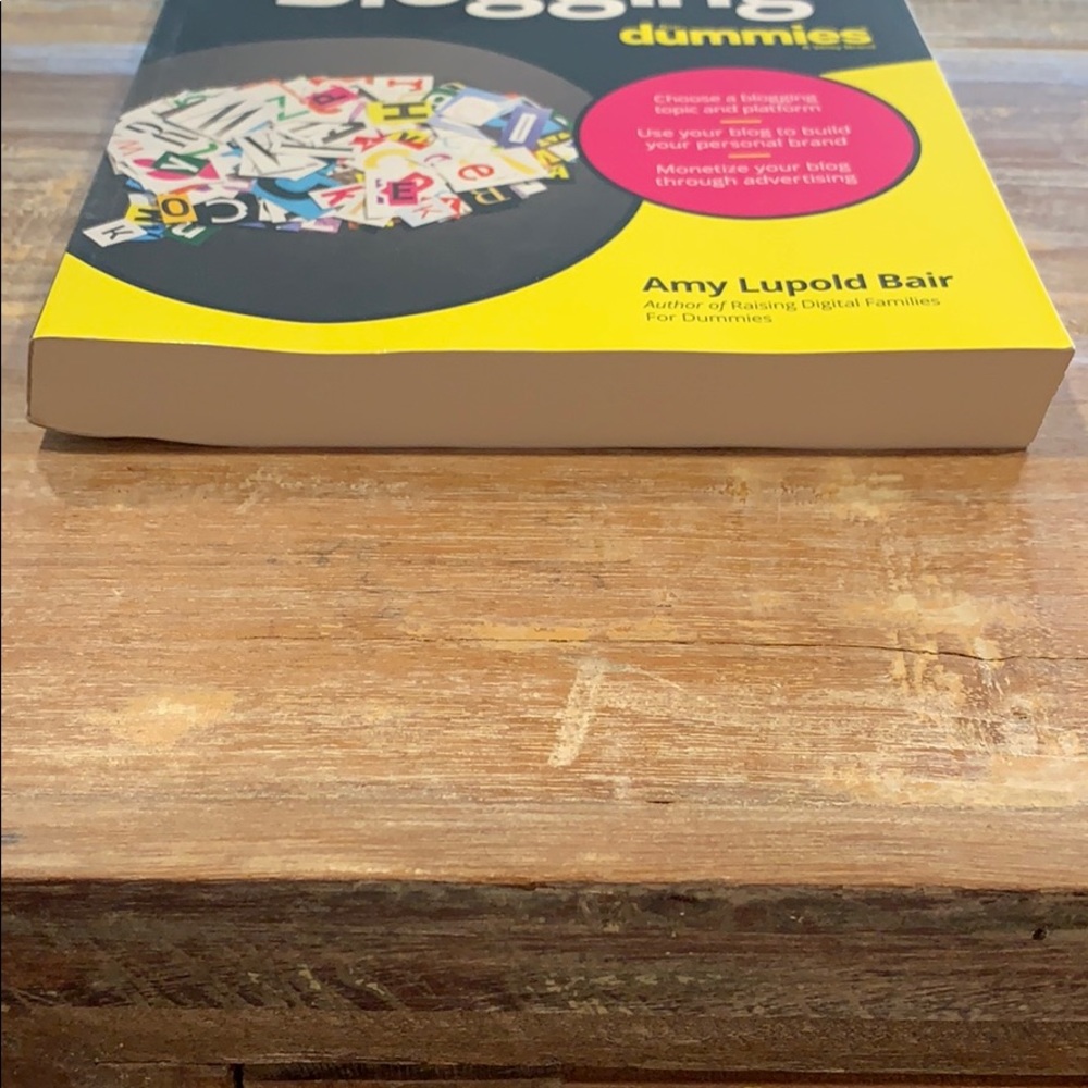 Blogging for dummies Book - Picture 7 of 7